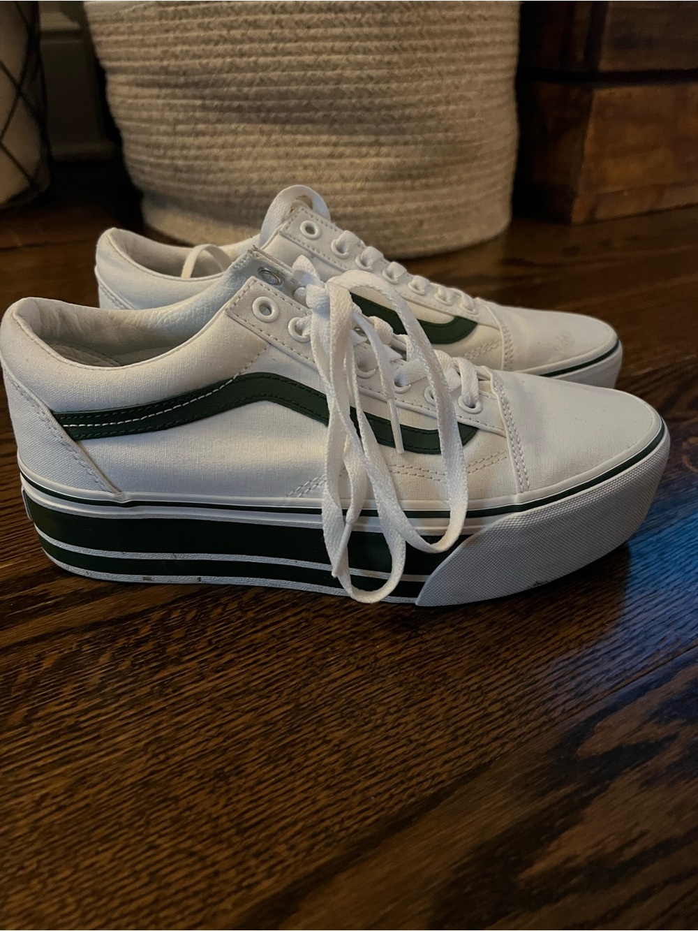 Vans White Low-Top Platform Sneakers with Green Stripe - Picture 6 of 10